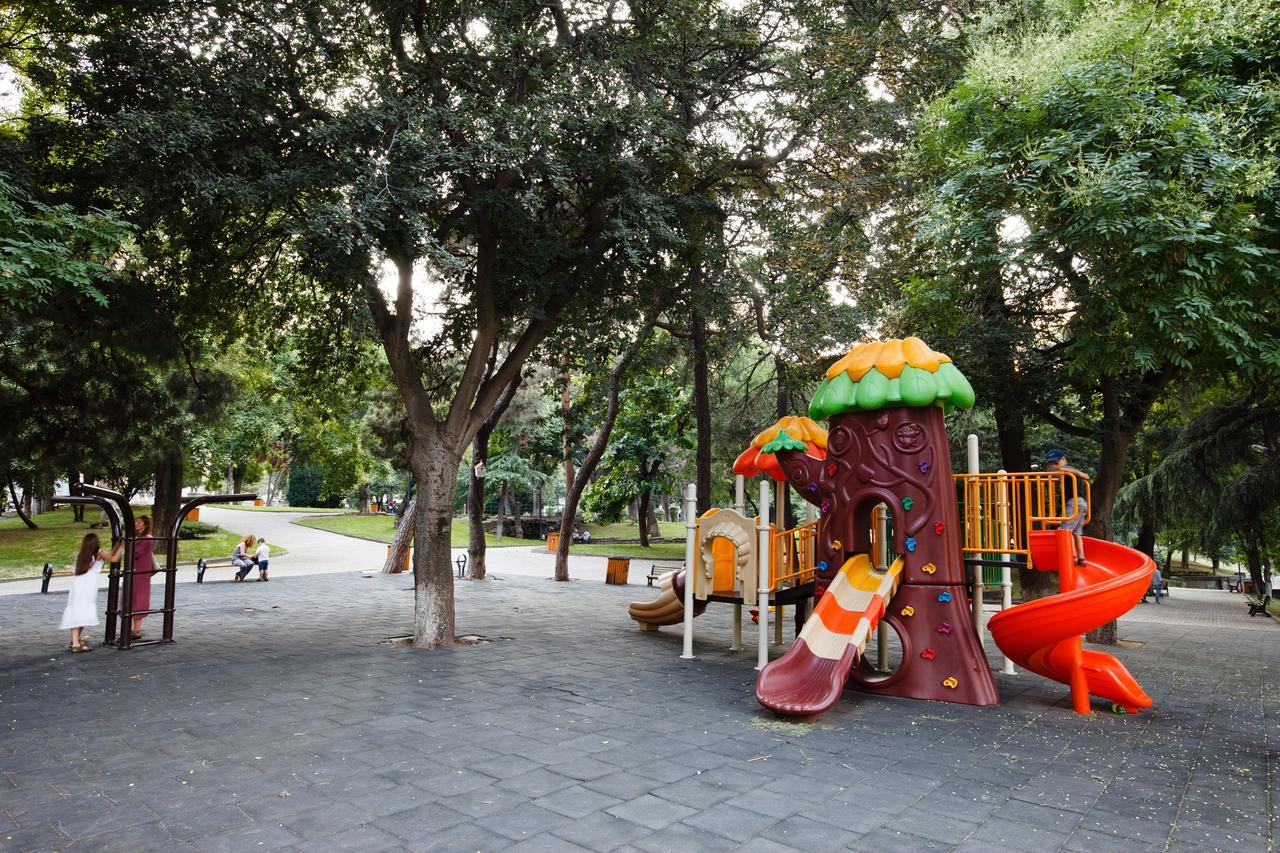 Garden Side Tbilisi Exterior foto